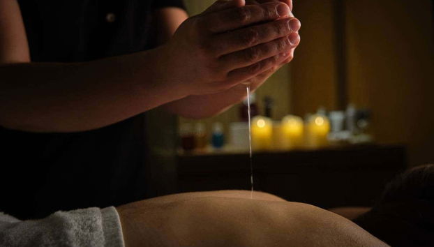 Massaggio al centro benessere Castilla Termal Solares