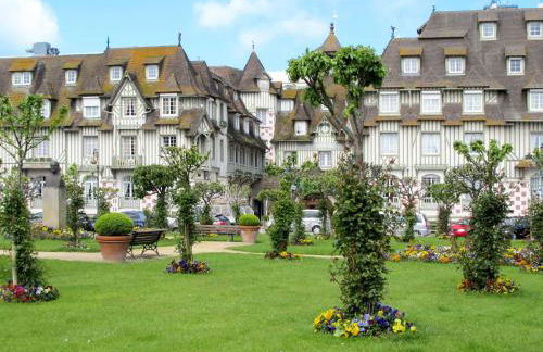 Apartment Le Hameau du prieuré by Interhome - Photo 24