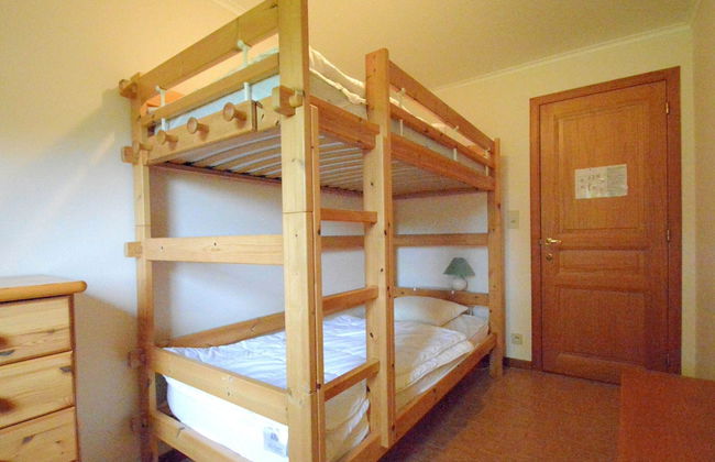 Spacious Villa Near Lesse - Photo 10