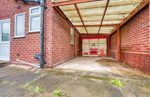 Modern 3 Bedroom 2 Bath House with Parking, Wednesbury, Birmingham - Foto 66