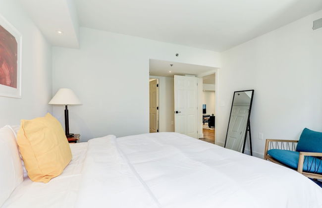 Elegant 2BR Apartment Minutes From DC - Foto 34