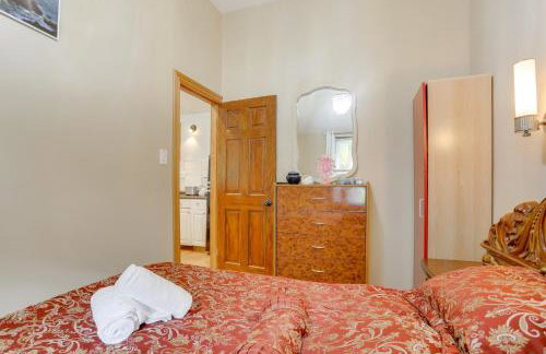 6 Mi to Bethel Woods Cabin with Pool Access - Foto 10