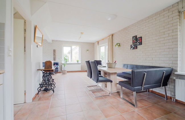 Lush Bungalow in Beek Gem Montferl& with Hot Tub - Photo 23