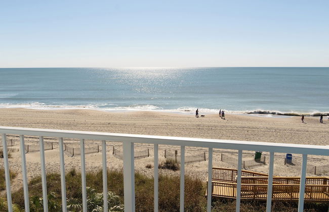 Beach Club at Montego Inn - Photo 25