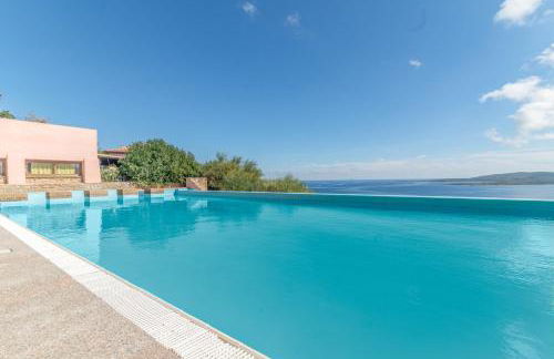Casa Emozione With Shared Pool - Happy Rentals - Photo 2