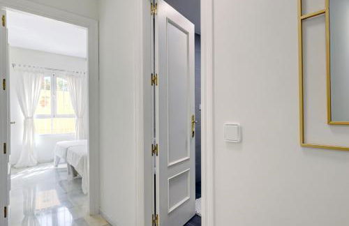 La Cala gorgeous 2 bedroom apartment with stunning gardens, pools and sea views - Photo 39