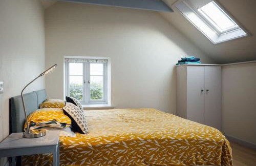 Farmhouse Charm with Modern Style in Pembrokeshire - Foto 73