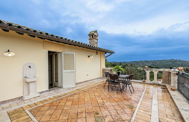 Beautiful Villa With Private Spa - Foto 40