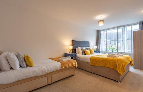 Cosy & Bright 2 Bedroom Apartment in Newbury Town Centre - SLEEPS 7 - Foto 17