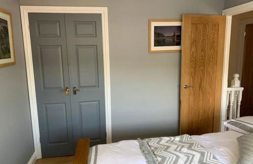 Old Canal-Side Cottage Taff Trail Merthyr Tydfil - Photo 31