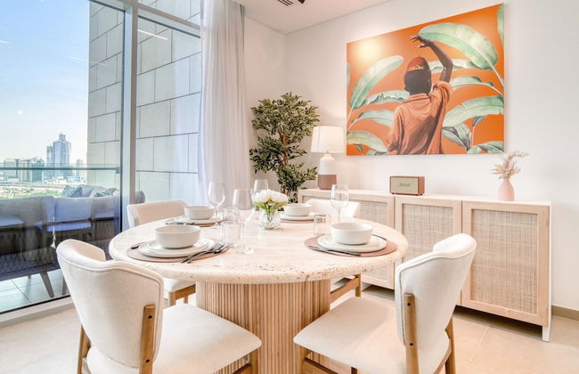 Luxe and Modern Duplex in Difc - Photo 31