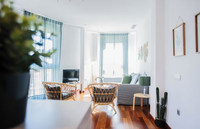 AZZ Sevilla Torre de la Plata - Foto 42