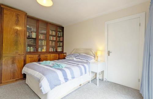 Still Waters, Emsworth - Photo 14