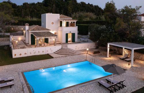 Beachfront Villa Dionysos - With private beach - Foto 1