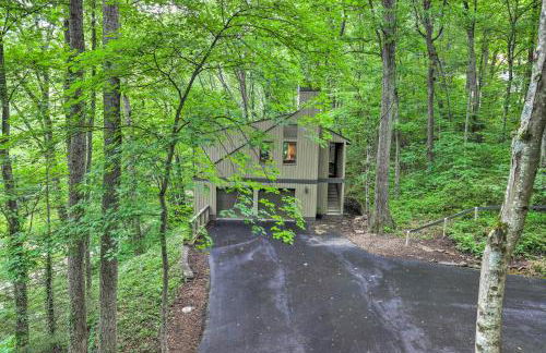 7 Mi to Dtwn Asheville Carriage House with Deck - Photo 24