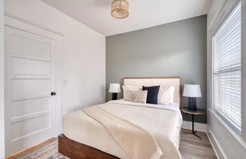 Eclectic 2BR - Victorian Charm - Steps to Fun - Photo 2