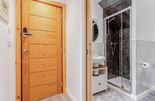 Family - Central - Parking - Wifi - Sleeps 3 - Foto 4