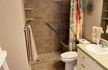 Grandys Place, Home in Hartselle, walk to Stadium, near downtown, King bed - Foto 5