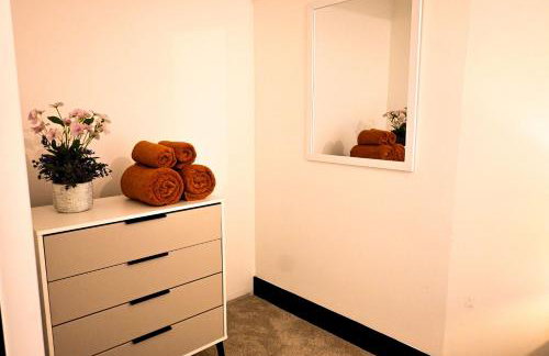 Laurie Grove - Foto 33