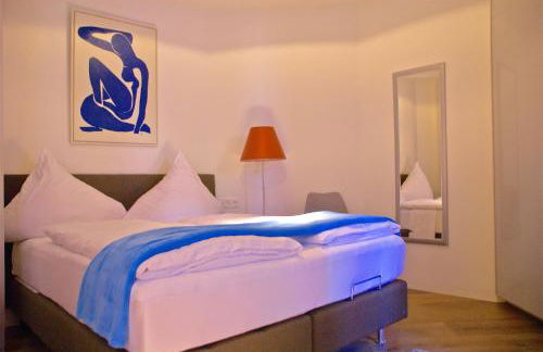 Exklusive 2-Zimmer-Wohnung am Schloss Bensberg - Foto 1