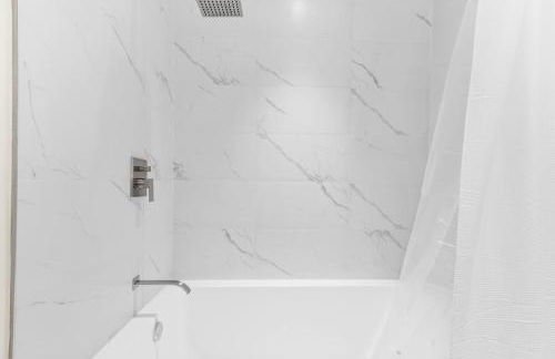 Luxe 2BR 2.5BA Ocean View Condo in Amrit Resort - Foto 42