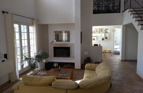 Beautiful private villa with open views - Foto 14