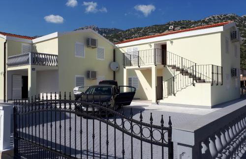 Apartmani Andrea - Foto 1