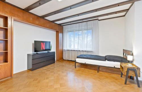 OF01 Große Wohnung - 3 Schlafzimmer mit 8 Einzelbetten - LS Crewcomfort - weitere Unterkünfte für Monteure und Handwerker verfügbar - Foto 5