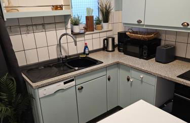 Large Central Apartment - MODERN & Fully Equipped - near fair - Foto 11