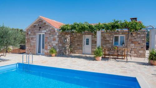 Holiday Home My Summer House - Two-Bedroom Holiday Home with Private Pool and Terrace - ST - Foto 1