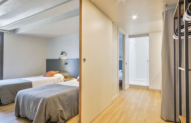 My Address in Plaza Real - Photo 4