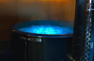 Trelaske Mill Cider Barn-with Hot Tub, Fire Pit BBQ - Foto 5