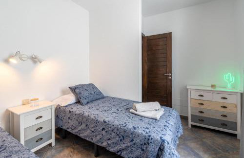Luxury 3-bedroom villa with heated private pool - in Marina Rubicon, Playa Blanca, Lanzarote - Foto 15
