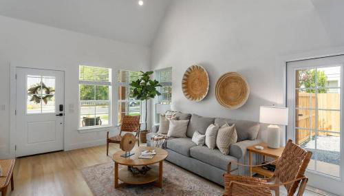 Southern Vine Sip and Stay Combo - Foto 2