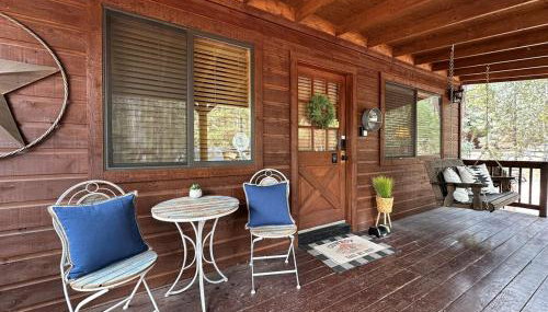 Western theme! Amazing Spa, Fireplace and Deck! - Foto 5