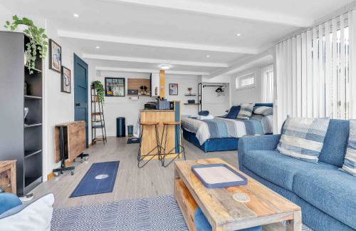 Garden Room With Parking By My Getaways - Foto 12