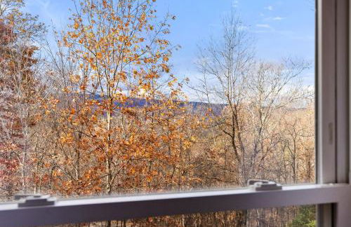 River Access Cabin with Hot Tub, Fire Pit, & WiFi! - Foto 36