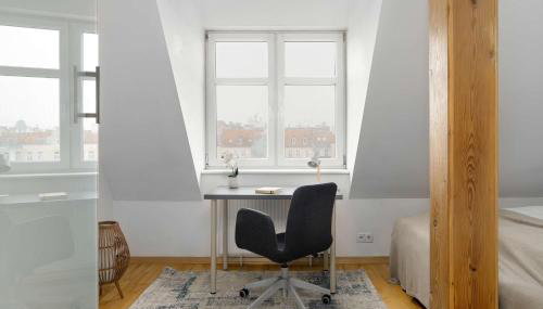 Charming Apartment in a Perfect Location Suitable for 4 People by Noclegi Renters - Foto 4