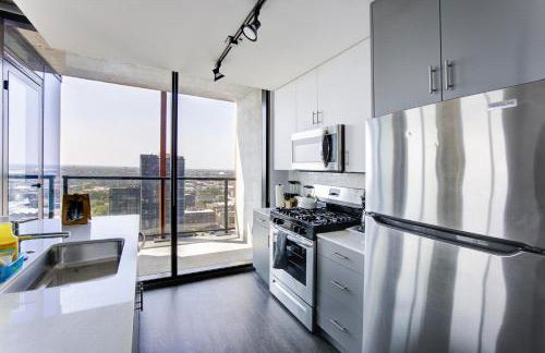 2BR Designer Loft Modern Luxe in City Center - Foto 21