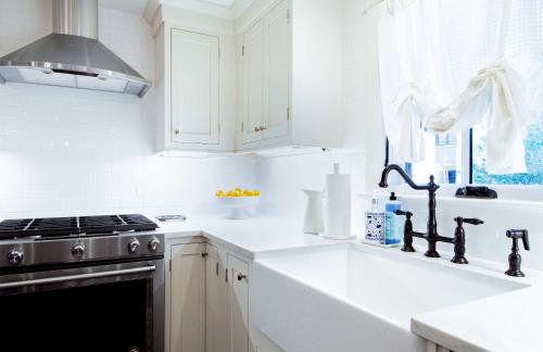 THE LIBERTY HOUSE Of Old Town Designer Home - Photo 26