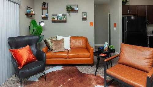 Exclusive, Pool, Massage Chair, Jordan Creek - Foto 2