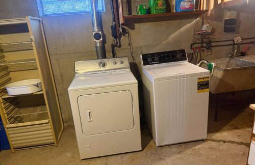 Sleep12-16guests ranch in West Seneca entire house - Foto 73