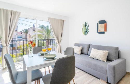 Modern and Stylish Apartment 1: Terrace and Pool - Foto 2