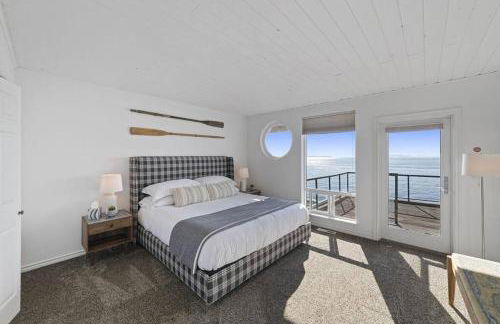 New Beautiful Waterfront at Sandy Point - Photo 30