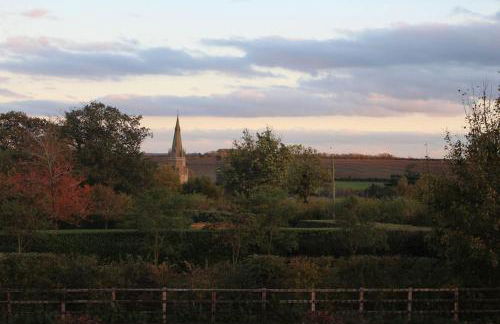 Boutique double room with country village views - Photo 18