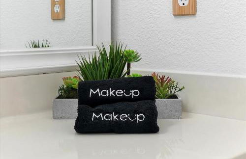 Remodeled Retreat: Tranquil Resort Oasis Near Theme Parks - Foto 31