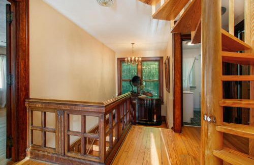 Lake Michigan Retreat- Upper Duplex - Photo 18