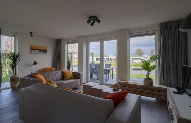 Holiday Home at a Holiday Park in Friesland - Foto 9