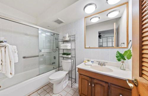 Milowai 302 · MIL 302 Oceanfront 2BD w Ocean Views Whale Watch - Foto 49