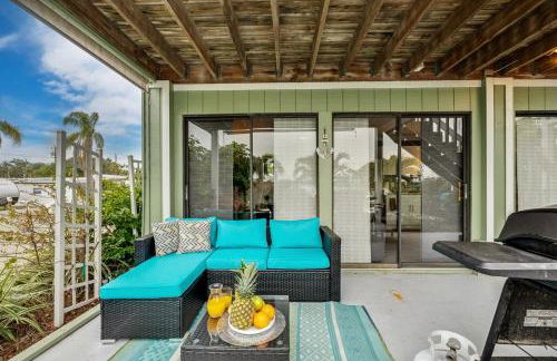 Exquisite Lakefront Pool House Awaits Pool 10 PPL - Foto 59